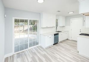 photo 1 of 5965 Georgia Dr, North Highlands, CA 95660