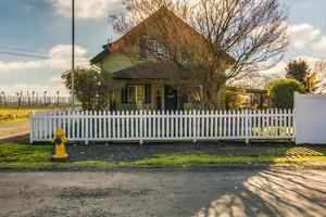 photo 1 of 675 Academy St, Mt Angel, OR 97362