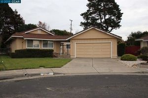 photo 1 of 2744 Cardiff Ct, Richmond, CA 94806