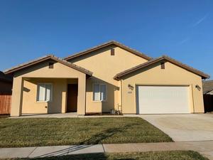 photo 1 of 1665 Oak Park Dr, Linda, CA 95901