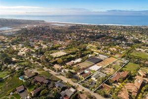 photo 1 of 1890 Crest Dr, Encinitas, CA 92024