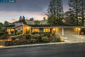 photo 1 of 1867 Piedras Cir, Alamo, CA 94507