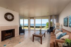 photo 1 of 359 W I St, Encinitas, CA 92024