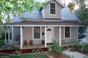 photo 1 of 627 W Broad St, Nevada City, CA 95959