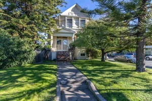 photo 1 of 1841 Alameda Ave, Alameda, CA 94501