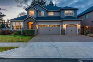 photo 1 of 1449 S Larch St, Canby, OR 97013