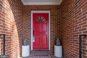 photo 1 of 1531 12th St S, Arlington, VA 22204