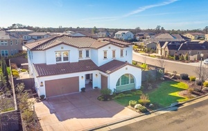 photo 1 of 5700 Secret Creek Dr, Rocklin, CA 95677