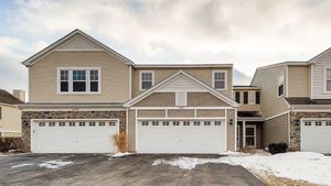photo 1 of 2111 Limestone Ln, Carpentersville, IL 60110