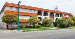 photo 1 of 2133 Santa Clara Ave Unit 214, Alameda, CA 94501