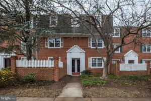 photo 1 of 2846 S Wakefield St # A, Arlington, VA 22206
