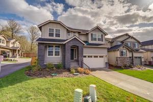 photo 1 of 4060 NW 20th Ave, Camas, WA 98607
