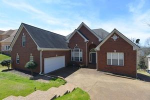 photo 1 of 6032 Woodland Hills Dr, Nashville, TN 37211