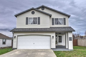photo 1 of 735 E Tara Lee Ave, Medical Lake, WA 99022