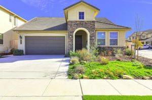photo 1 of 1667 Santana Ranch Dr, Hollister, CA 95023