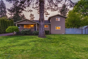 photo 1 of 52487 Bird Rd, Scappoose, OR 97056