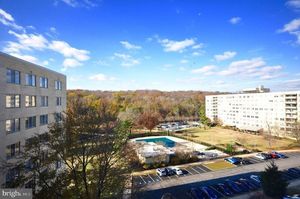photo 1 of 6631 Wakefield Dr Apt 803, Alexandria, VA 22307