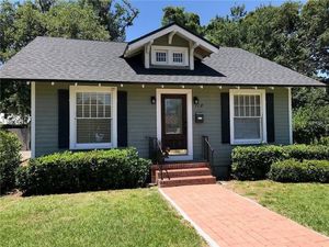 photo 1 of 118 N Lakeview Ave, Winter Garden, FL 34787