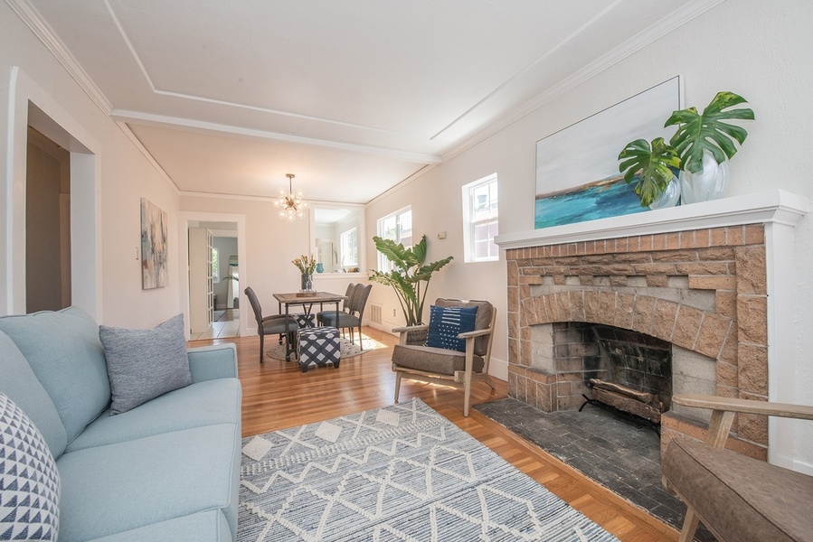 5524 Shattuck Avenue, Oakland, CA 94609 MondoFlyers real estate flyer