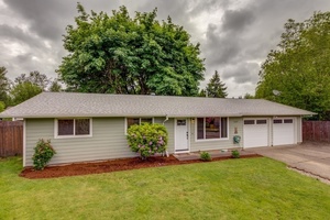 photo 1 of 3259 West Pl, Hubbard, OR 97032