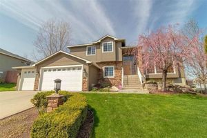 photo 1 of 1108 S Drummond Rd, Greenacres, WA 99016