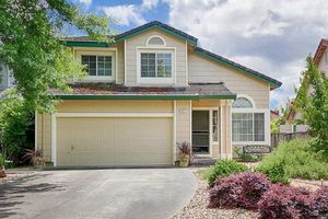 photo 1 of 548 Smoketree St, Windsor, CA 95492