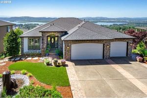 photo 1 of 787 W Alder Ct, Washougal, WA 98671