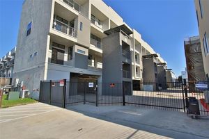 photo 1 of 2401 Crawford St Unit 101A, Houston, TX 77004
