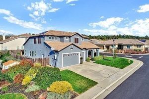 photo 1 of 3820 Northhaven Dr, Rocklin, CA 95677