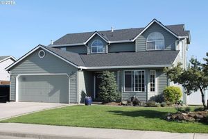 photo 1 of 2807 NW 1st Way, Battle Ground, WA 98604