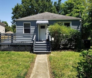 photo 1 of 1111 Curled Oaks Pl, Capitol Heights, MD 20743