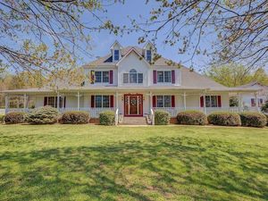 photo 1 of 1048 Gidsville Rd, Amherst, VA 24521