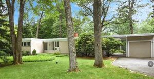 photo 1 of 17 Richmond Hill Rd, Weston, CT 06883