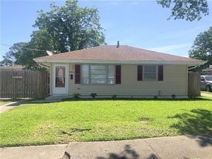 photo 1 of 4801 Montegut Dr, New Orleans, LA 70126