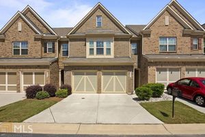 photo 1 of 3527 Clancy Way Unit 10, Smyrna, GA 30080