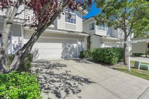 photo 1 of 402 Gingerwood Ln, Danville, CA 94506