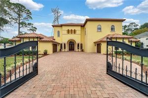 photo 1 of 8000 Oakland Pl, Orlando, FL 32819