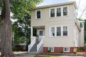 photo 1 of 77 Pine St, Swampscott, MA 01907