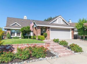 photo 1 of 7418 Cessna Dr, Citrus Heights, CA 95621
