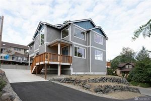 photo 1 of 311 Earlington Ave SW, Renton, WA 98057