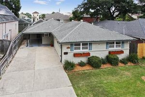 photo 1 of 1351 Soldiers St, New Orleans, LA 70122