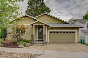 photo 1 of 13854 SE Red Sunset Ave, Clackamas, OR 97015