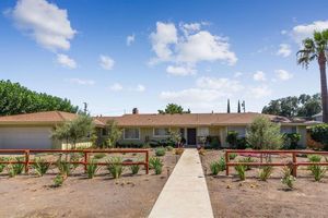 photo 1 of 155 Elm Ave, Reedley, CA 93654