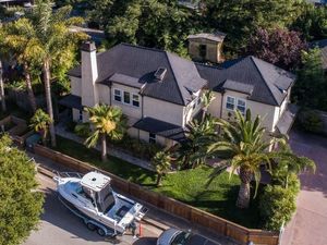 photo 1 of 730 Tanner Ct, Santa Cruz, CA 95062