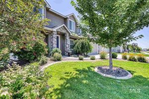 photo 1 of 550 N Pringlewood Pl, Star, ID 83669