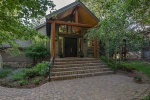 photo 1 of 3433 NW Conrad Dr, Bend, OR 97703