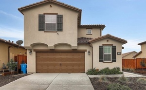 photo 1 of 1161 Cabrillo Dr, Hollister, CA 95023