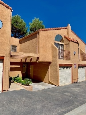 photo 1 of 5291 Colodny Dr Unit 12, Agoura Hills, CA 91301