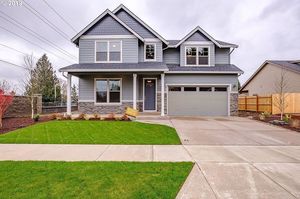 photo 1 of 2071 Deer Ave, Stayton, OR 97383