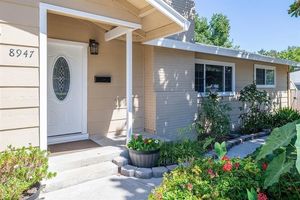 photo 1 of 8947 Pershing Ave, Orangevale, CA 95662